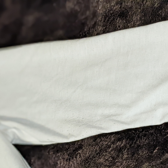 Lip Bite Red Sequin Pattern Sweatshirt - Picture 7 of 7